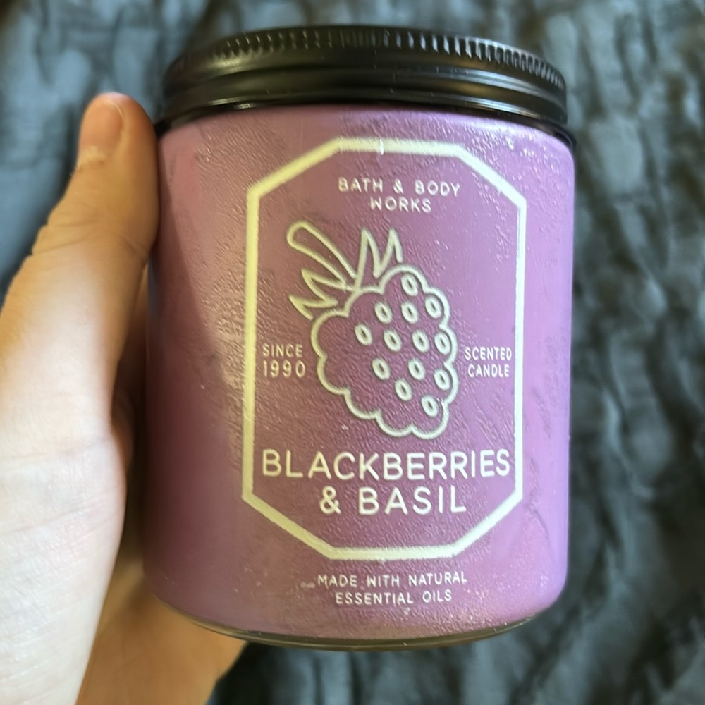 Bath and Body Works scented candle NEW